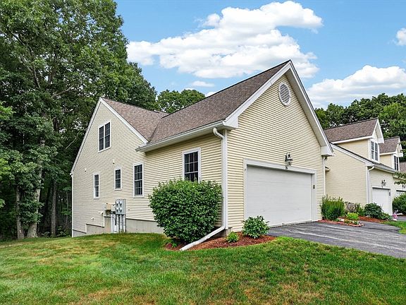 4th image of 26 Horne Way #26