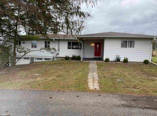 1 Shenandoah Dr, Fairmont, WV 26554