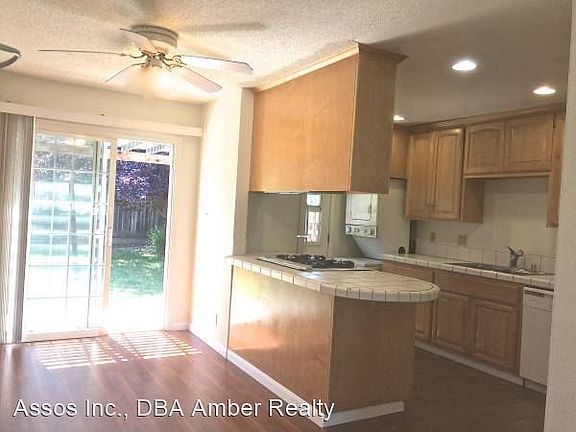 2nd image of 2939 Ross Ave