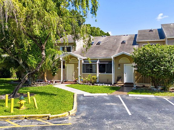 2nd image of 7205 Sportsmans Drive