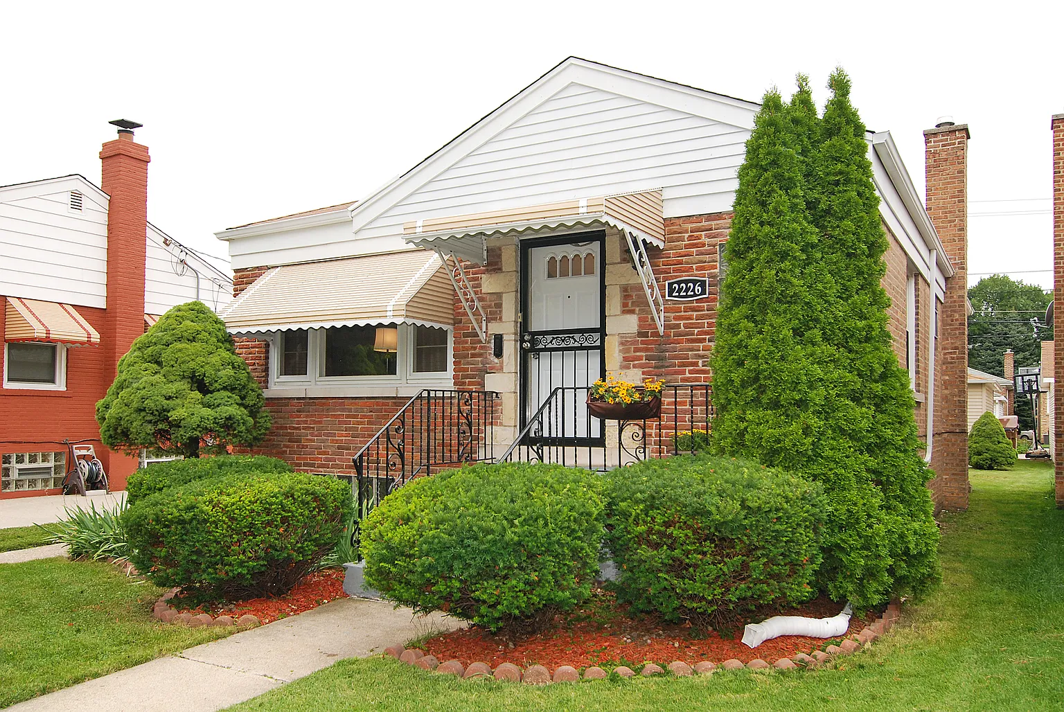 2226 Northgate Ave photo 1