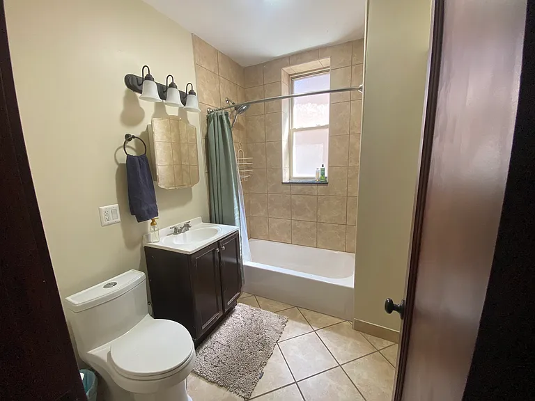2320 W Armitage Ave #1 — Photo 11