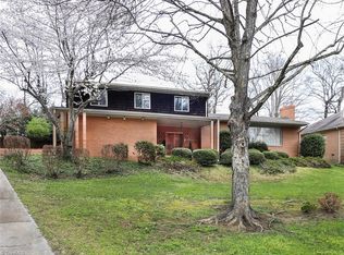 912 Wimbledon Pl, High Point, NC 27262