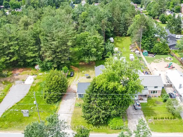 253 Maple St, Bracebridge, ON P1L 1K3