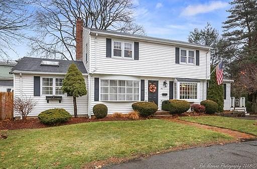 1st image of 46 Elmwood Cir