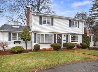 46 Elmwood Cir, Peabody, MA 01960