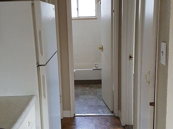 5th image of 1341 N Ogden St APT 206
