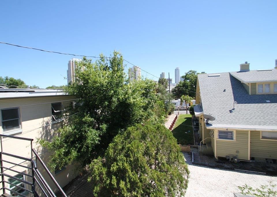 1st image of 123 7th Ave N APT 3