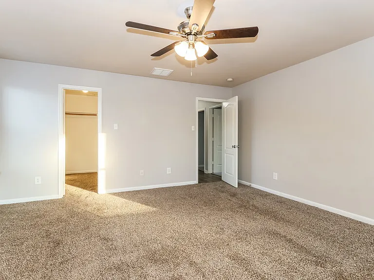 6403 Misty Brook Bend Ct — Photo 12