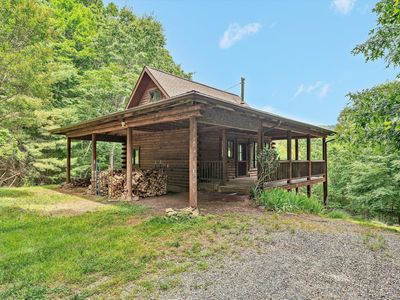 8536 Starlight Ln, Boones Mill, VA, 24065