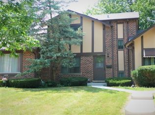 1S226 Danby St, Villa Park, IL