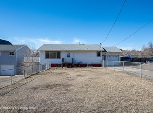 219 5th Ave SW, Killdeer, ND 58640