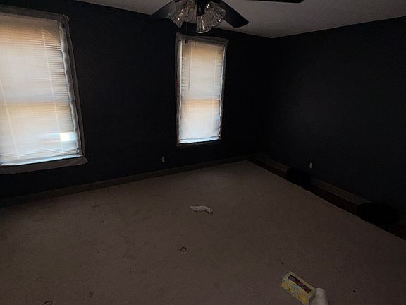 3rd image of 816 N 6th St