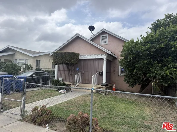 220 E 64th St, Los Angeles, CA 90003