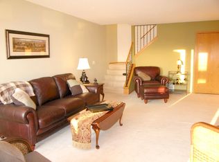 1440 Cottage Dr, Stillwater, MN 55082