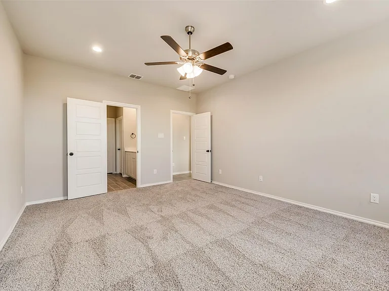 1800 Winecup Dr — Photo 21