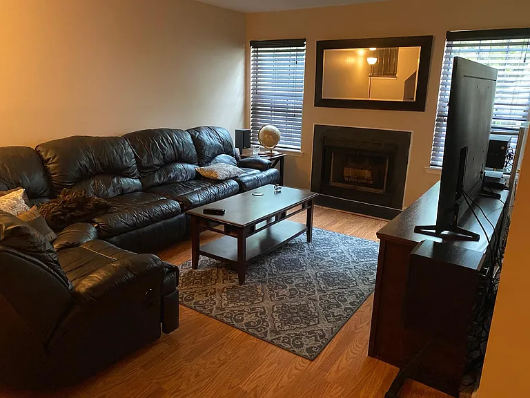 431 Dorchester Way — Photo 12