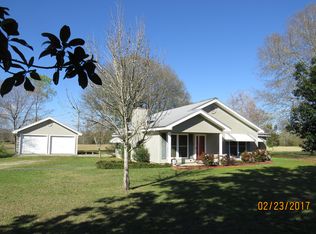 11120 Chester Lee Rd, Picayune, MS 39466
