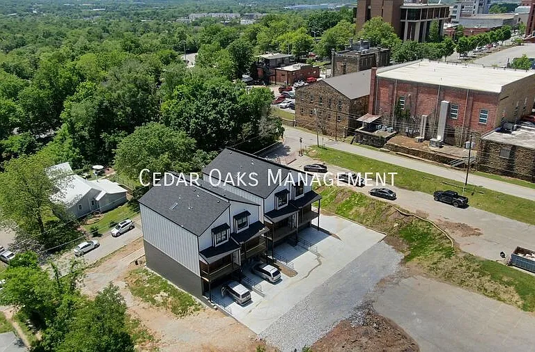 118 E Mountain St #118 — Photo 76