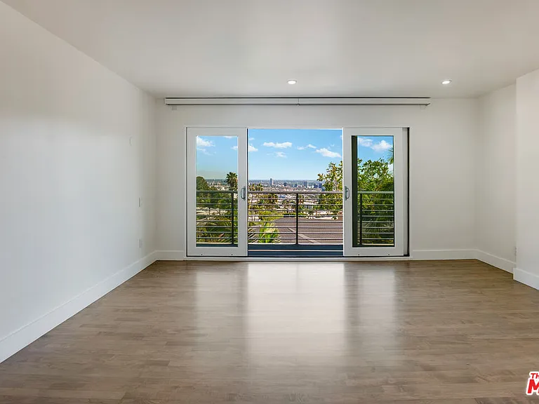 1404 Devlin Dr — Photo 18