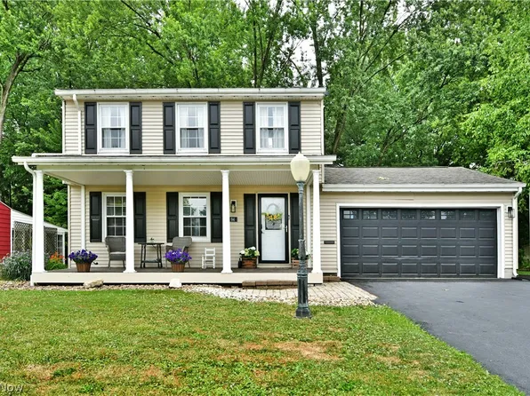 94 Camrose Dr, Niles, OH 44446