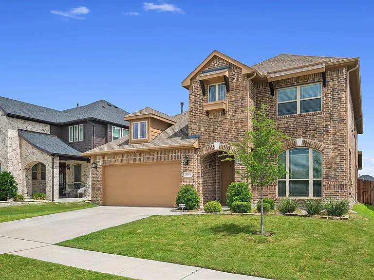 350 Red Cedar Dr — Photo 2