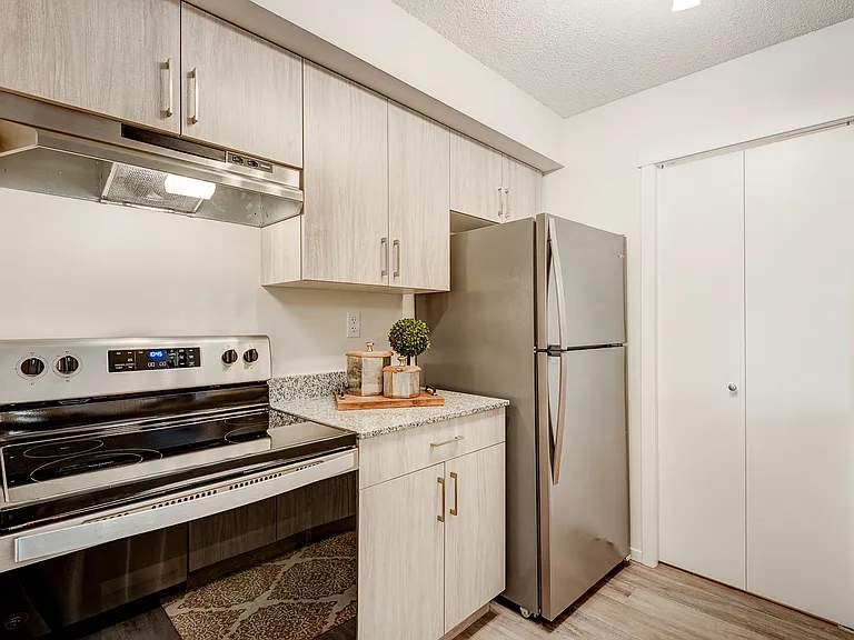 25 Clydesdale Ave — Photo 28
