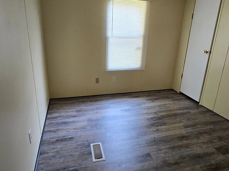 118 Kennedy Ave — Photo 7