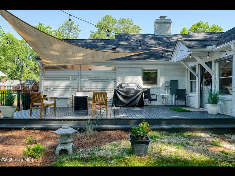 611 Clark Dr — Photo 28