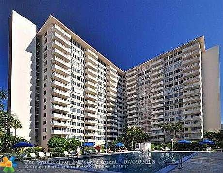 4th image of 3233 NE 34th St APT 205