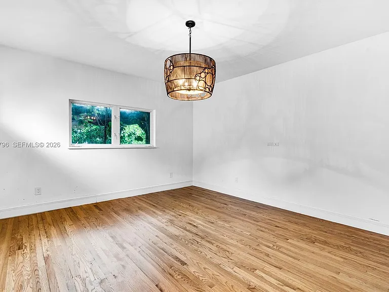 1232 Lenox Ave — Photo 26