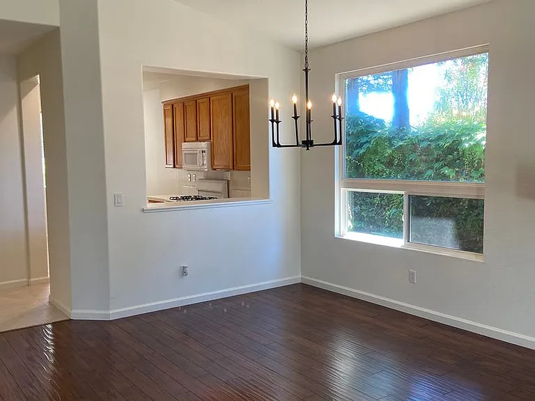 3203 Europa St — Photo 8