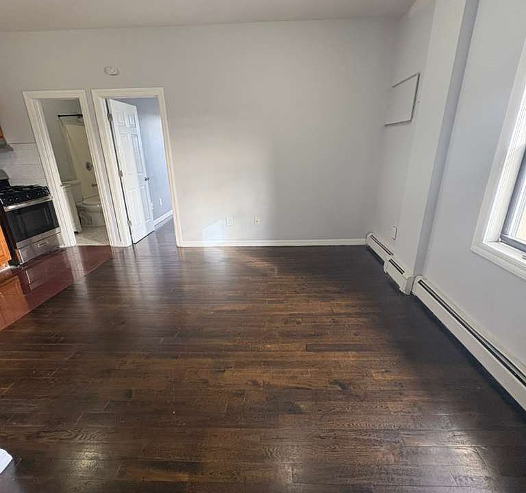 2nd image of 607-609 Orange St #4