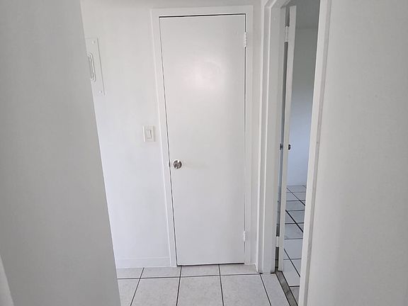 4th image of 1150 NE 17th Ct APT 15