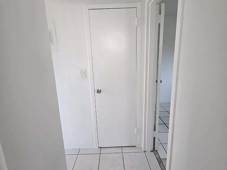 1150 NE 17th Ct — Photo 19