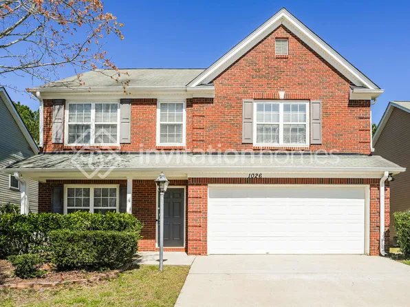 1026 Hawthorn Ln, Grayson, GA 30017