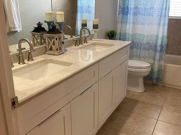 2nd Bathroom(Upstairs) with Quartz countertops