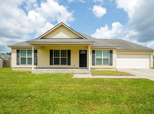 27 Palmetto Pines Cir, Ray City, GA 31645