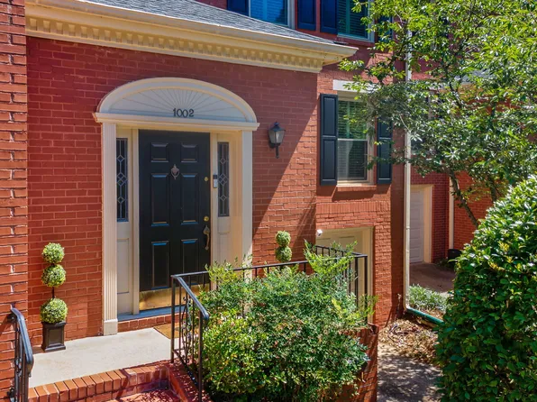 1002 Defoors Mill Dr NW, Atlanta, GA 30318