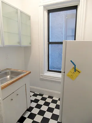 Rented by Citi Habitats | media 12