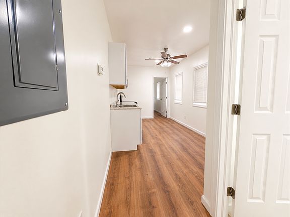 3rd image of 318 N Paca St #6