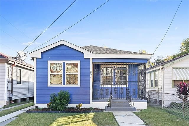 1st image of 2527 Eads St