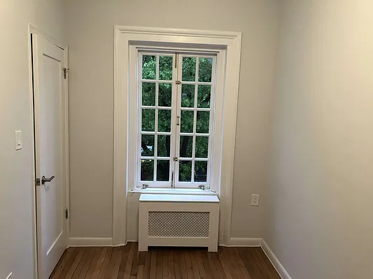 Rented by Waverly Realty Associates | media 18