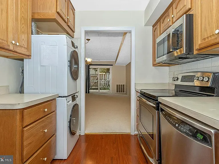 642 Azalea Dr — Photo 9