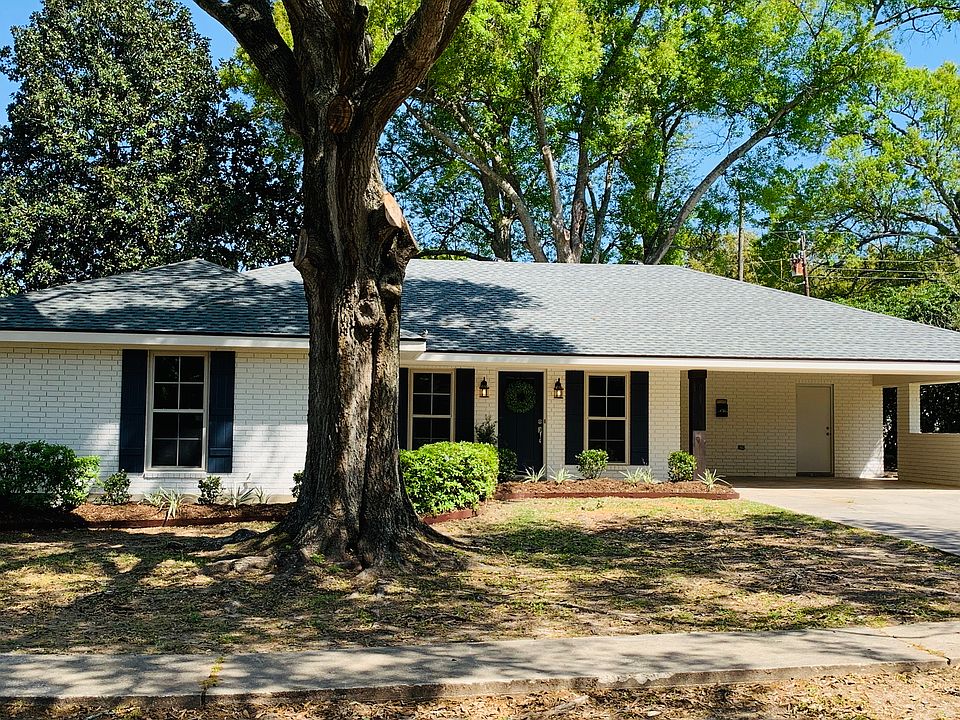 1st image of 102 Cicero Cir