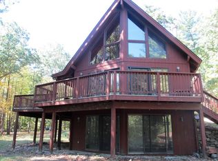 206 Old Stage Rd, Hatfield, MA 01038