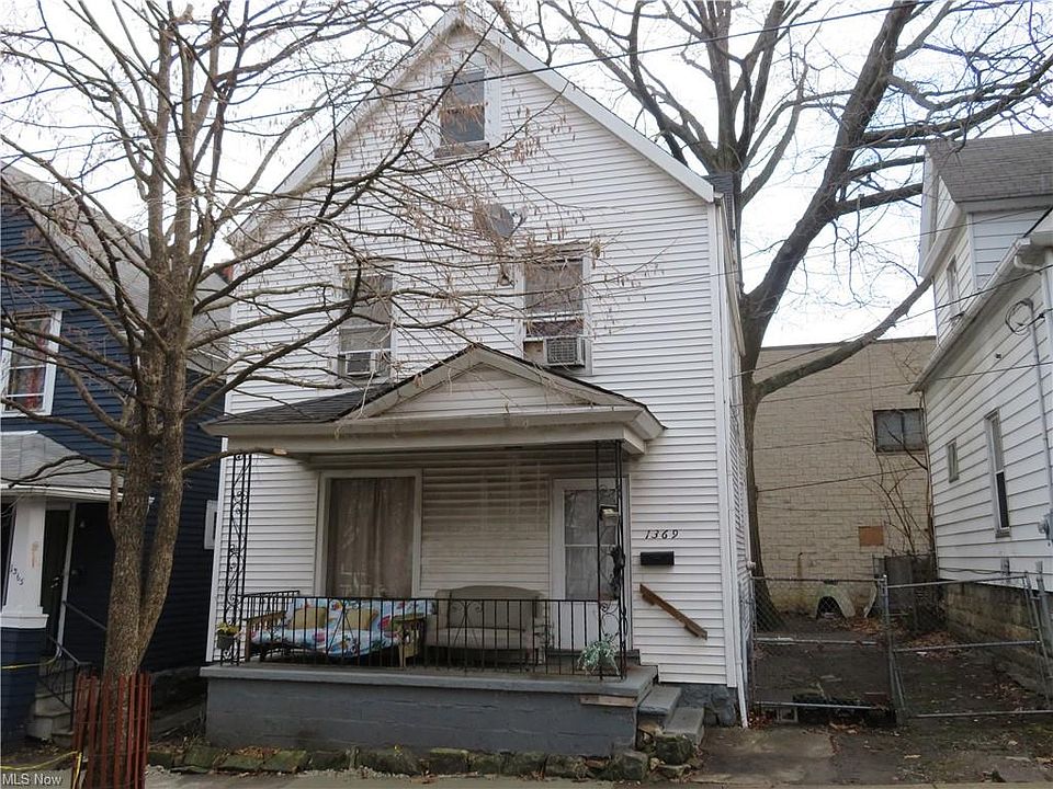 1st image of 1369 W 91st St