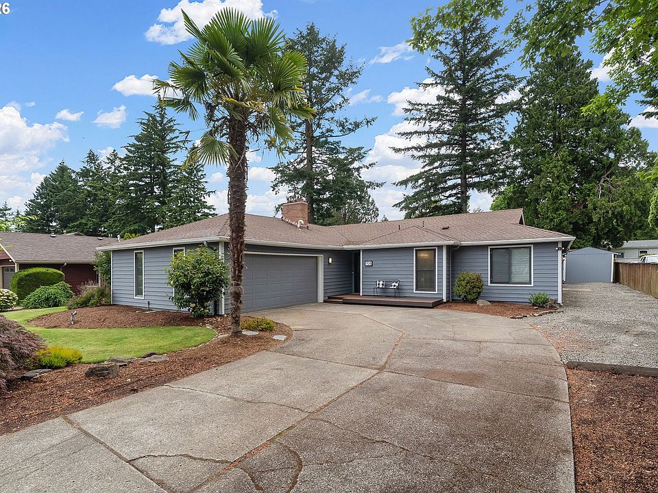 1st image of 708 NE 238th Pl