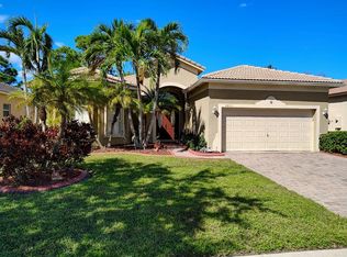 5423 Place Lake Dr, Fort Pierce, FL 34951