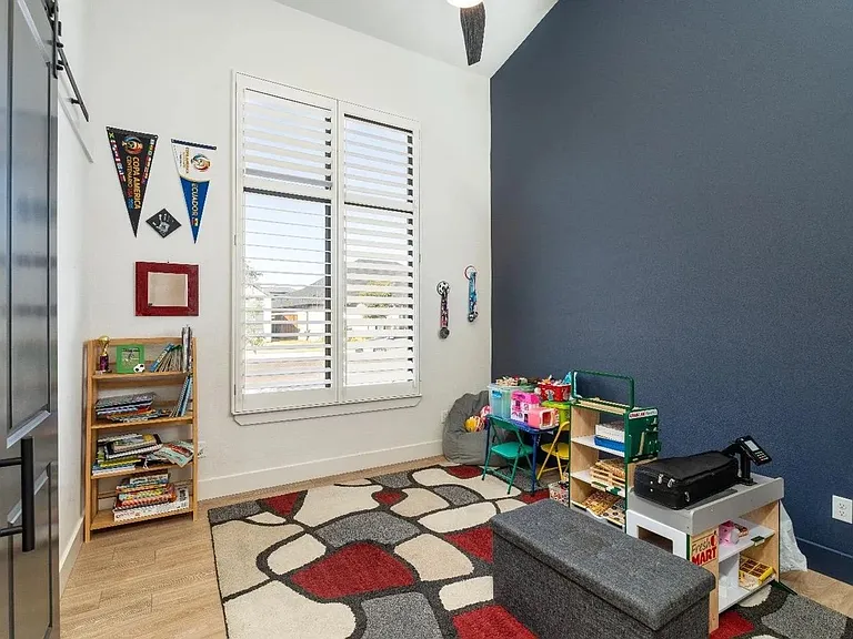 1205 Buckingham Ave — Photo 19